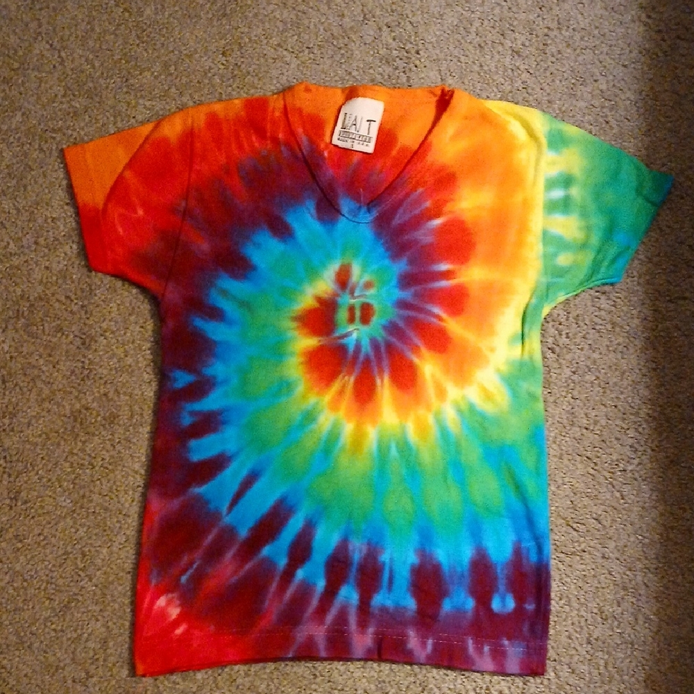 Colorful Tie-Dye Women's Short Sleeve Tee